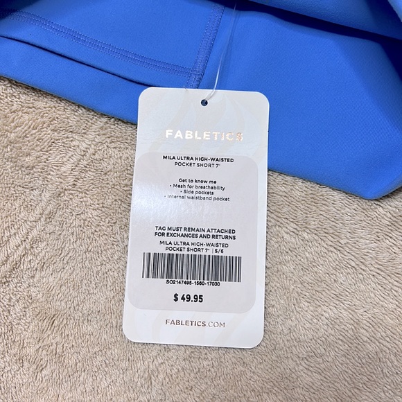 NWT Fabletics Shorts & Sports Bra Set - Picture 11 of 11